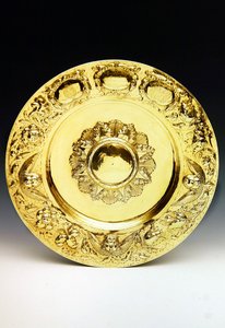 Le Plat de Charité Caroline, fabriqué à Londres, 1665-1666 - English School